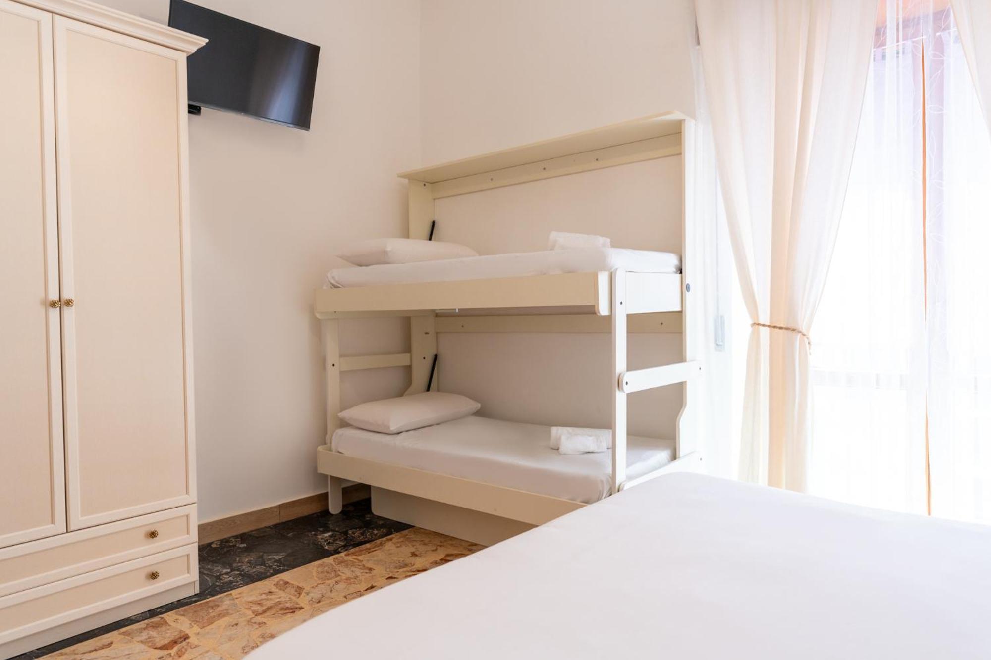 Hotel Tombolata Neapol Zewnętrze zdjęcie
