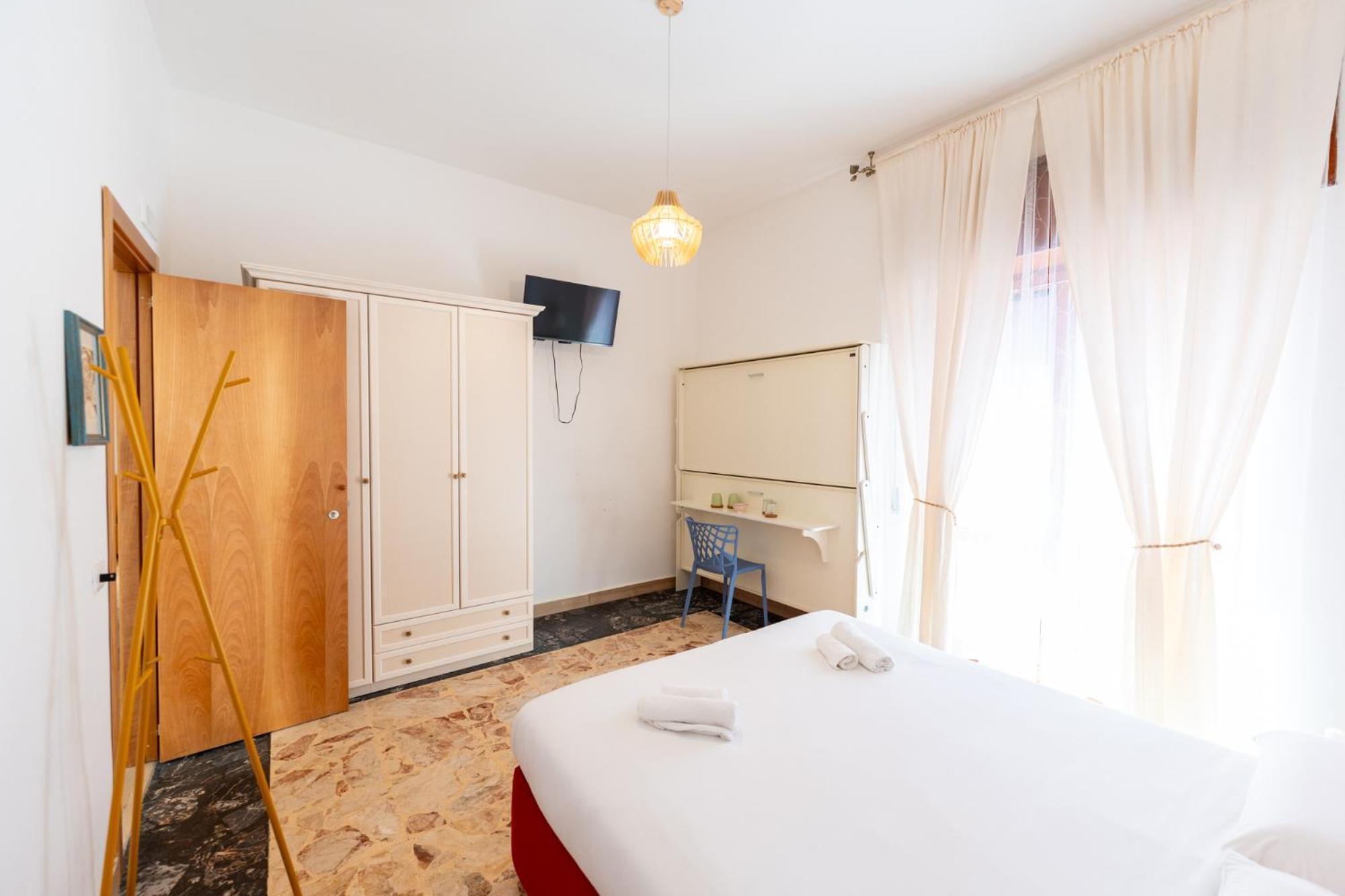 Hotel Tombolata Neapol Zewnętrze zdjęcie