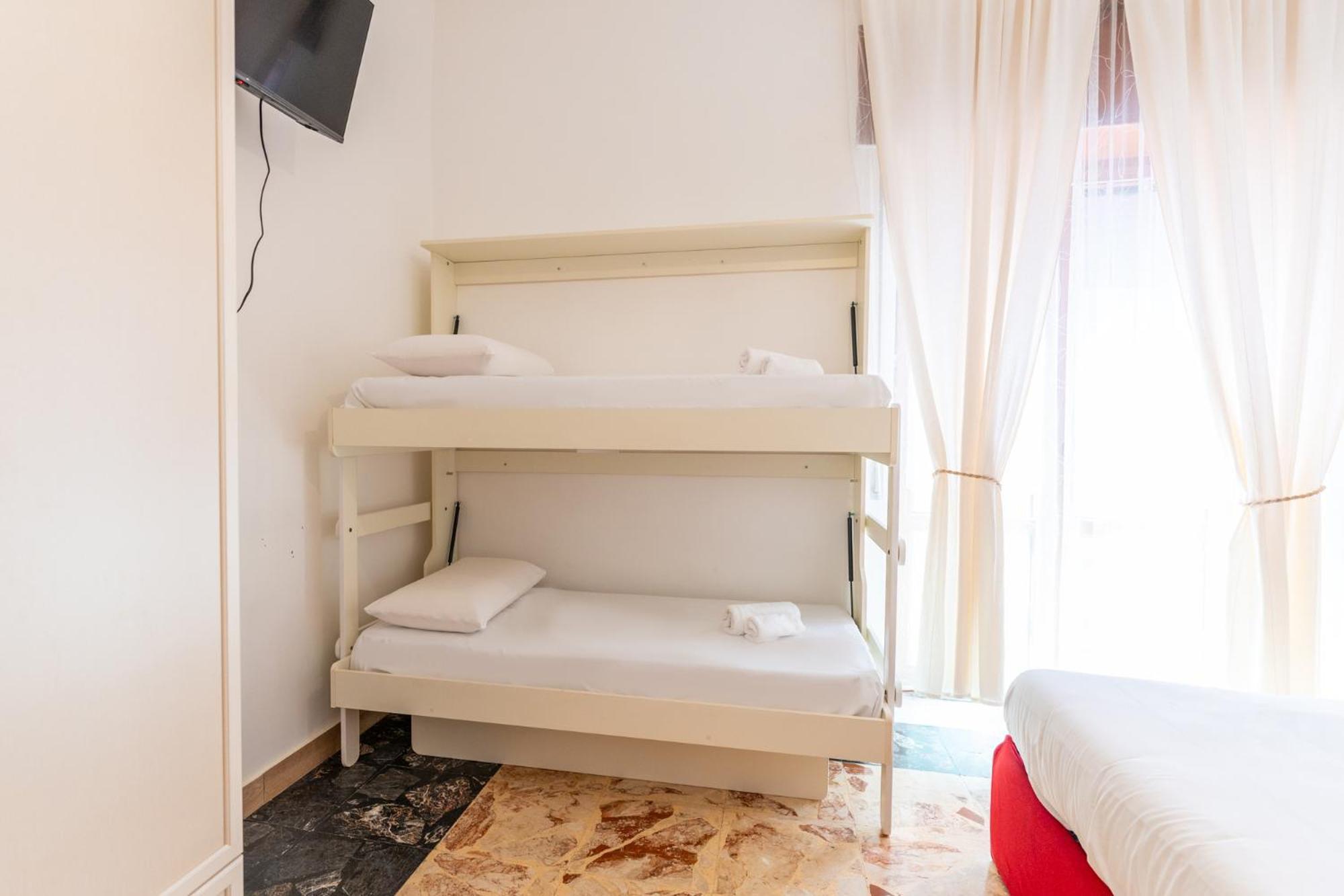 Hotel Tombolata Neapol Zewnętrze zdjęcie